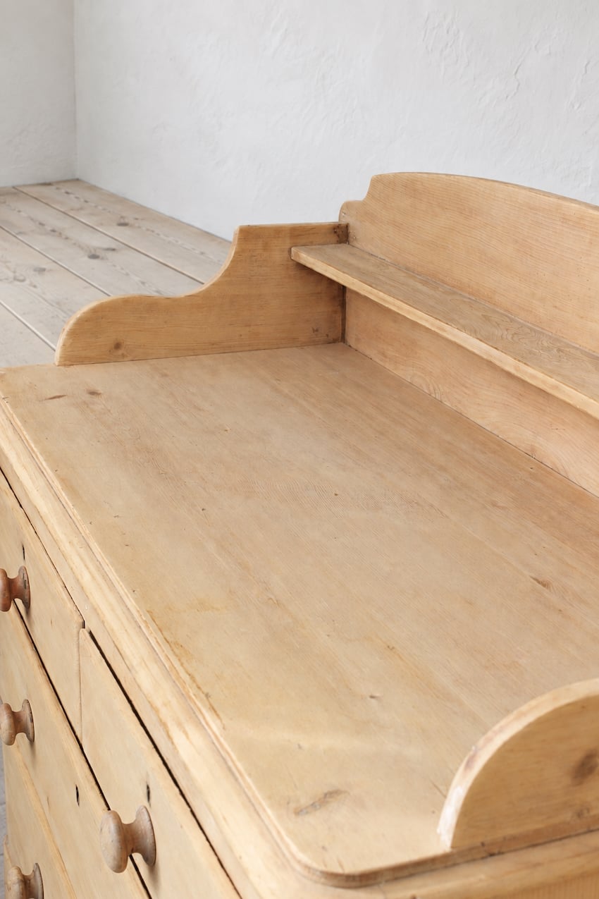 versatile antique pine cupboard 12.jpeg