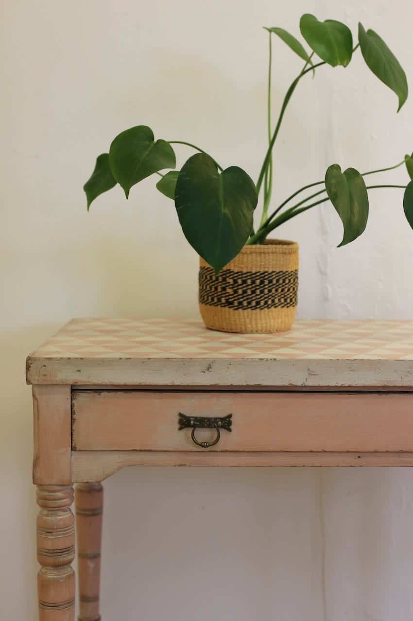 pink and white geometric table