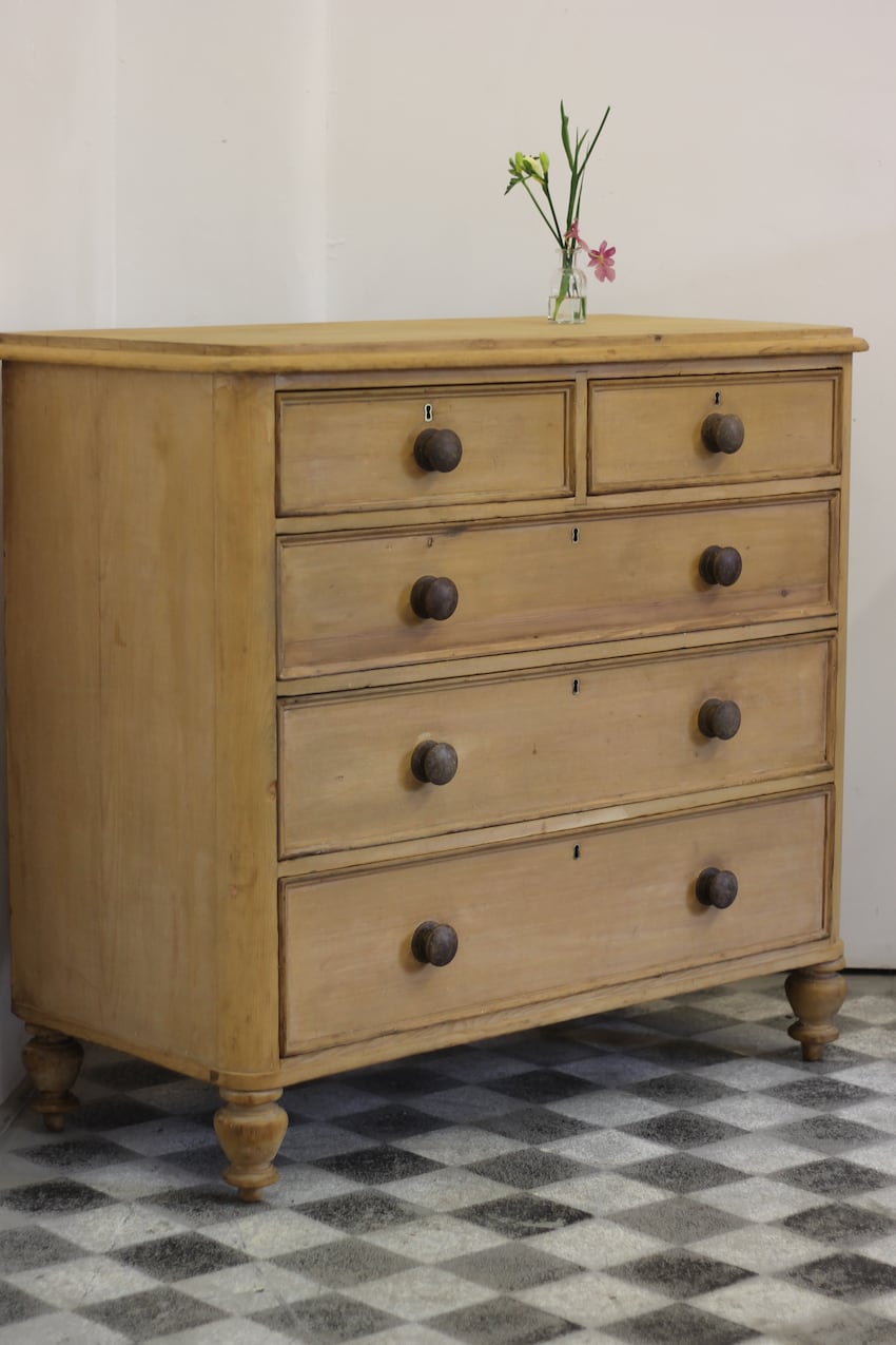 gorgeous-large-pine-chest