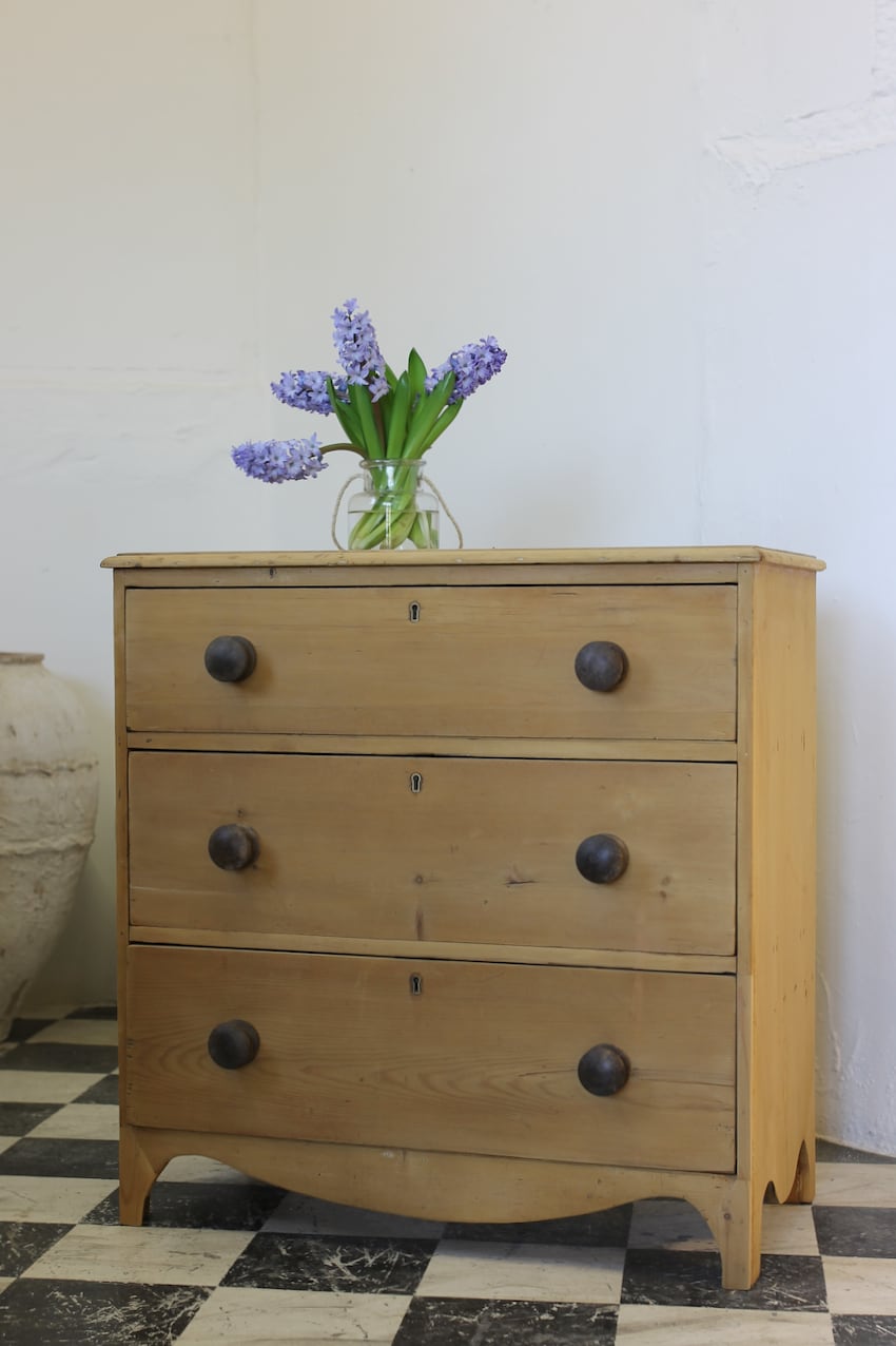 large blue-cupboard-1.jpeg