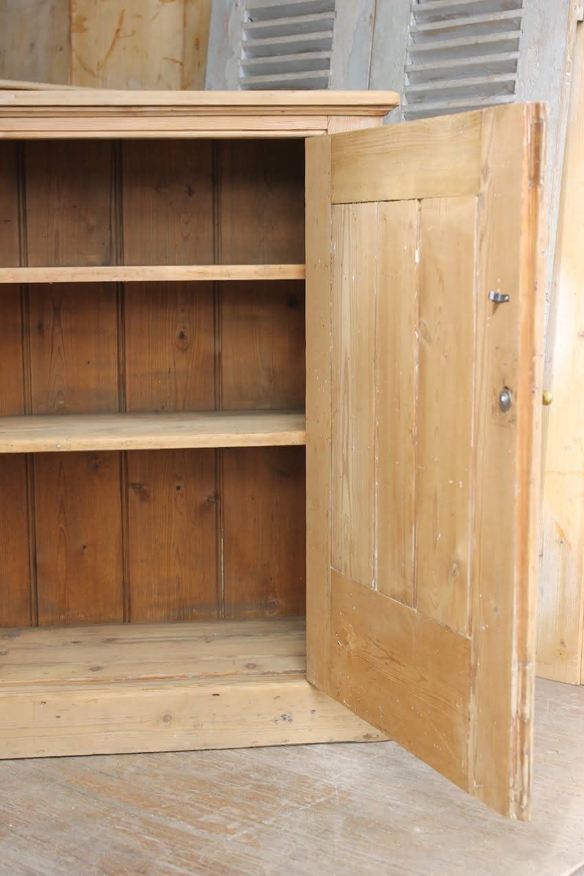 versatile antique pine cupboard 12.jpeg